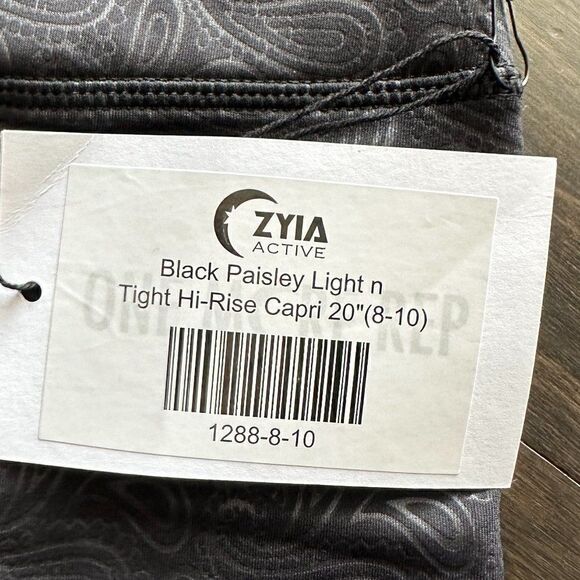 nwt Zyia Black Paisley LIght N Tight HI-Rise Capri (20") Size 8-10 - Picture 2 of 5